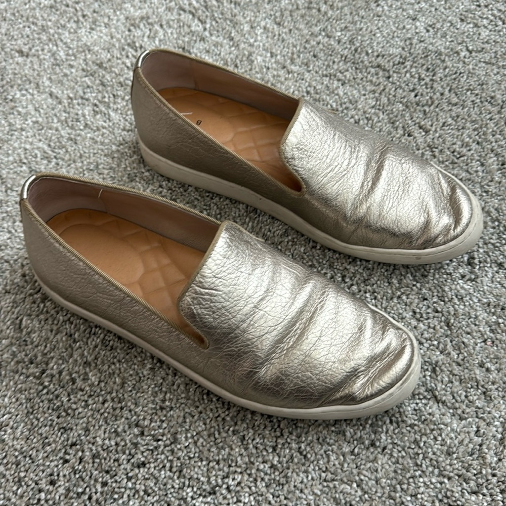 Birdies gold shoes size 7